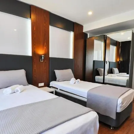 5-person Private Pool - Awz 299, 2